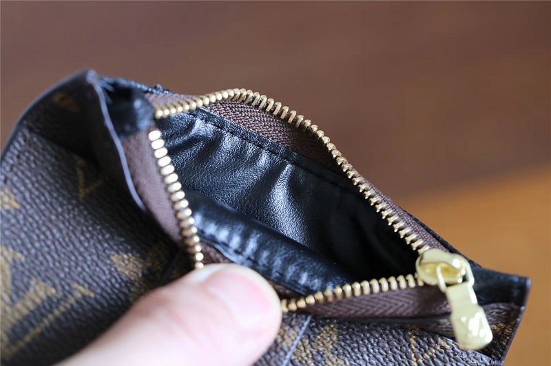 Fan Fashion Lu-Vi bags - 9082