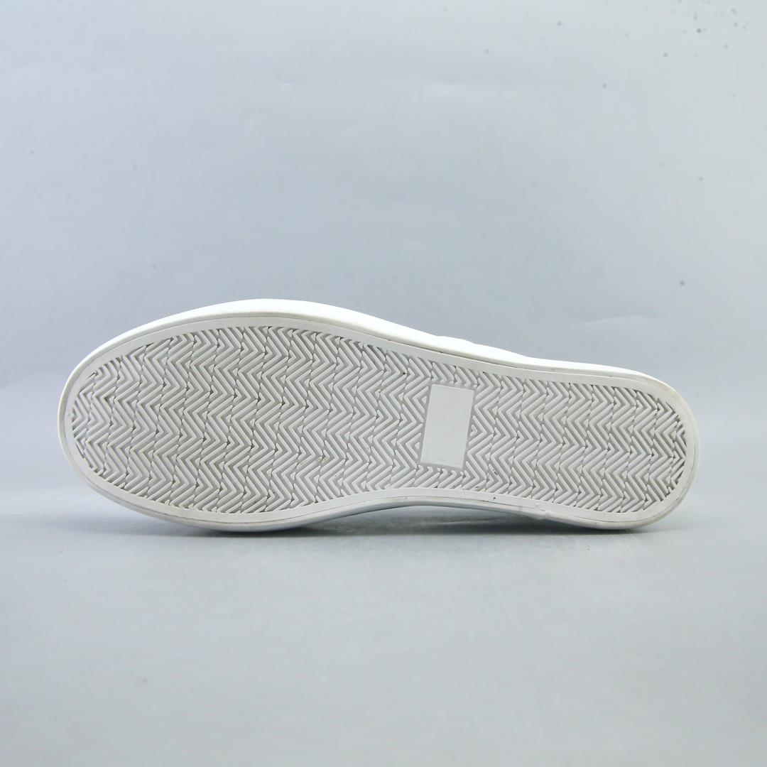 COMFORT WEAR .