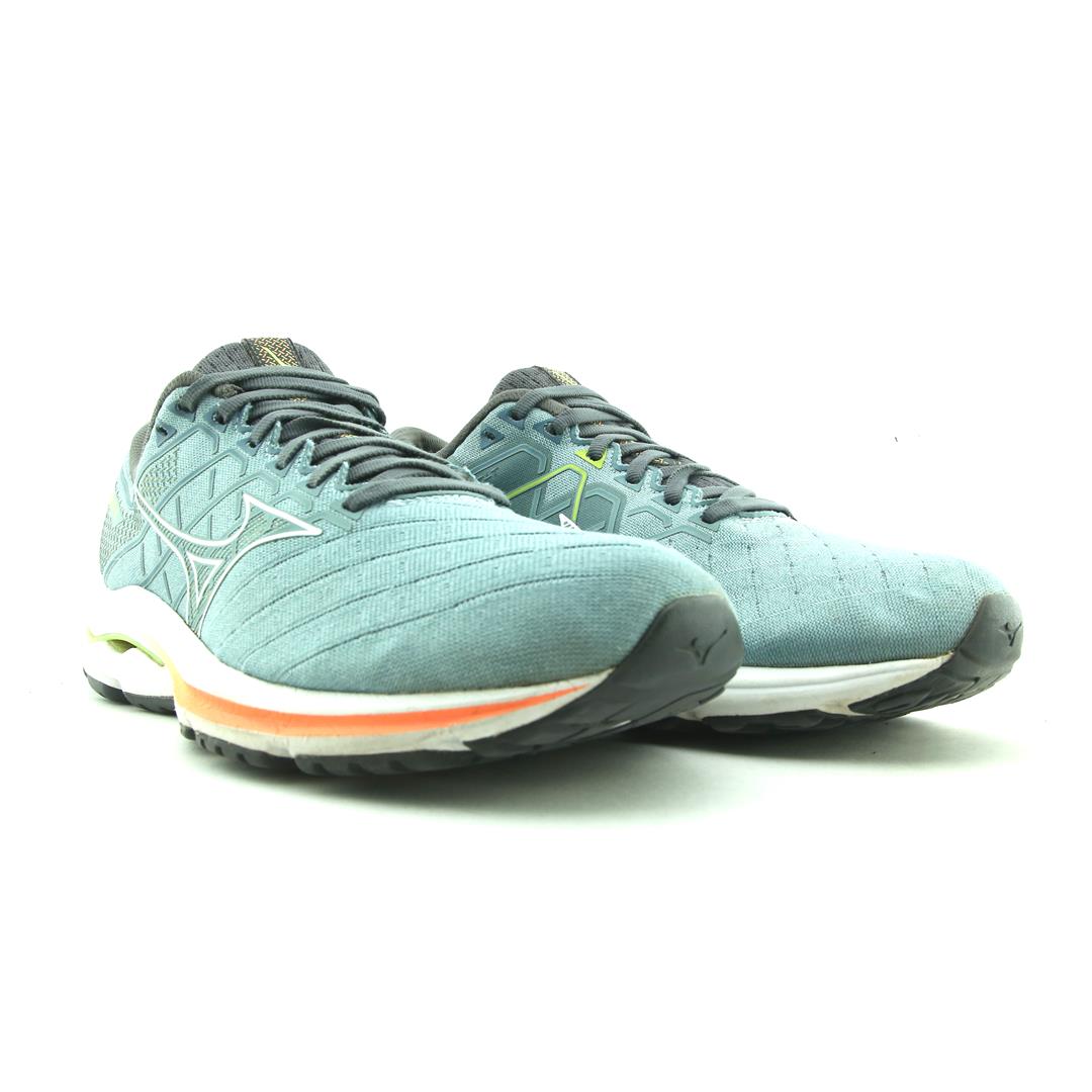 MIZUNO WAVE INSPIRE 18