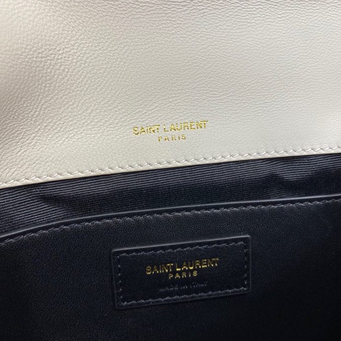 Amelia - YSL Bag - 2443