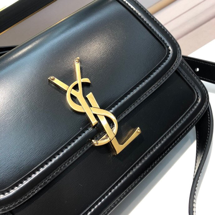 Amelia - YSL Bag - 3711