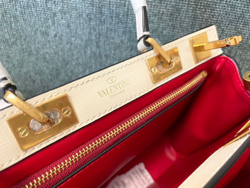 Amelia's Bag Gallery - VEL Bags - 1589