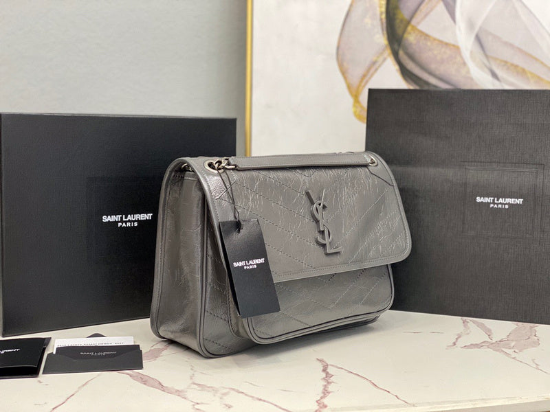 Amelia - YSL Bag - 2239