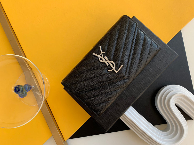 Amelia - YSL Bag - 3589