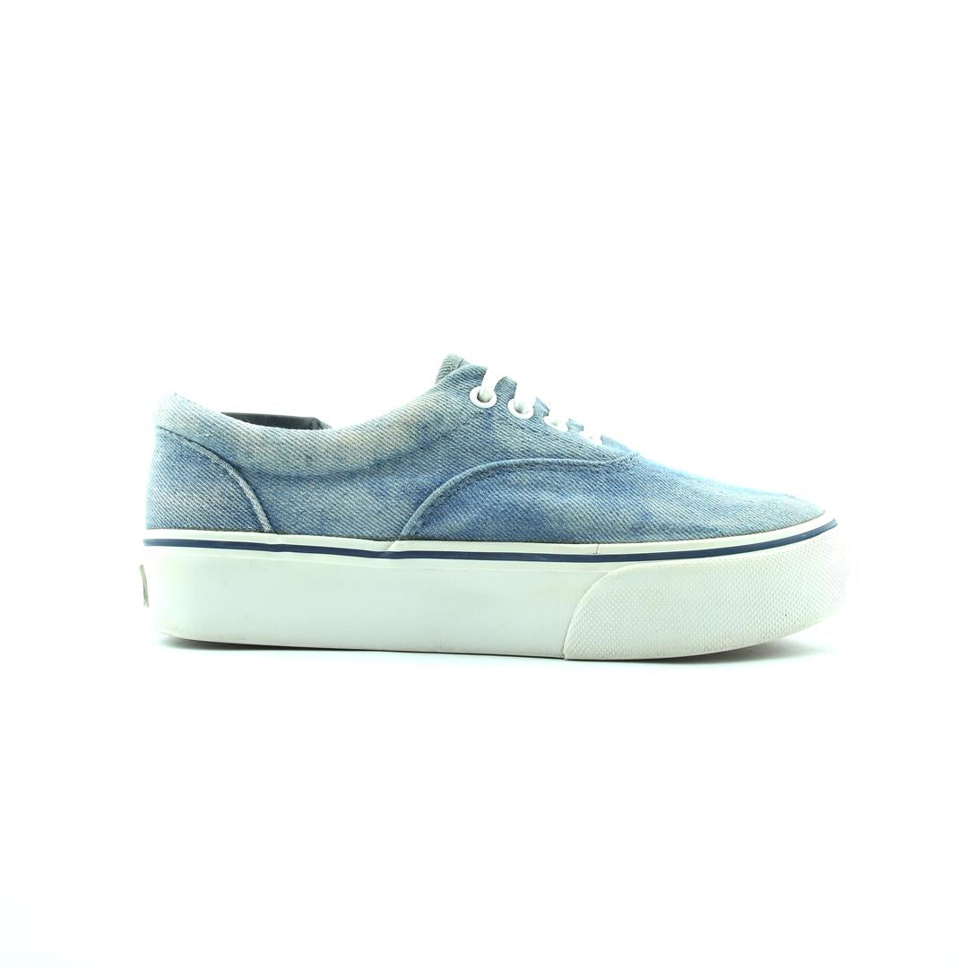 VANS AUTHENTIC