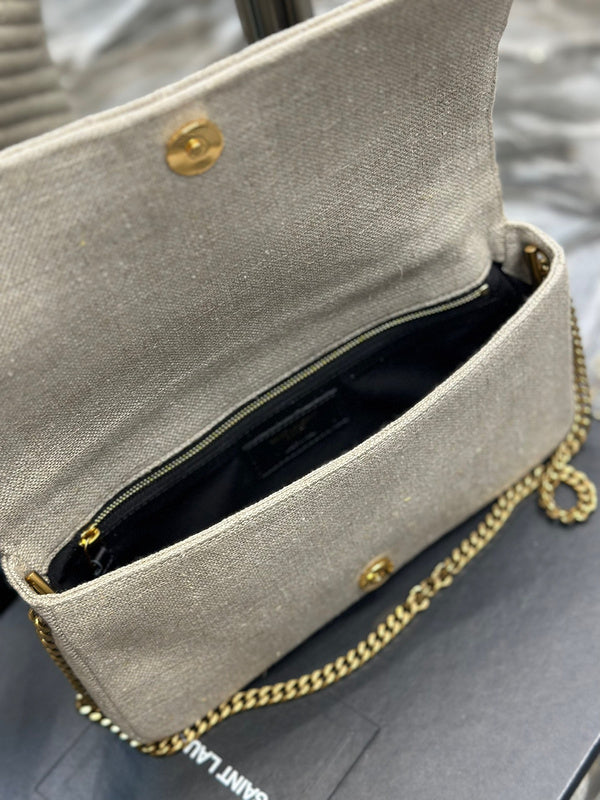 Amelia - YSL Bag - 3979