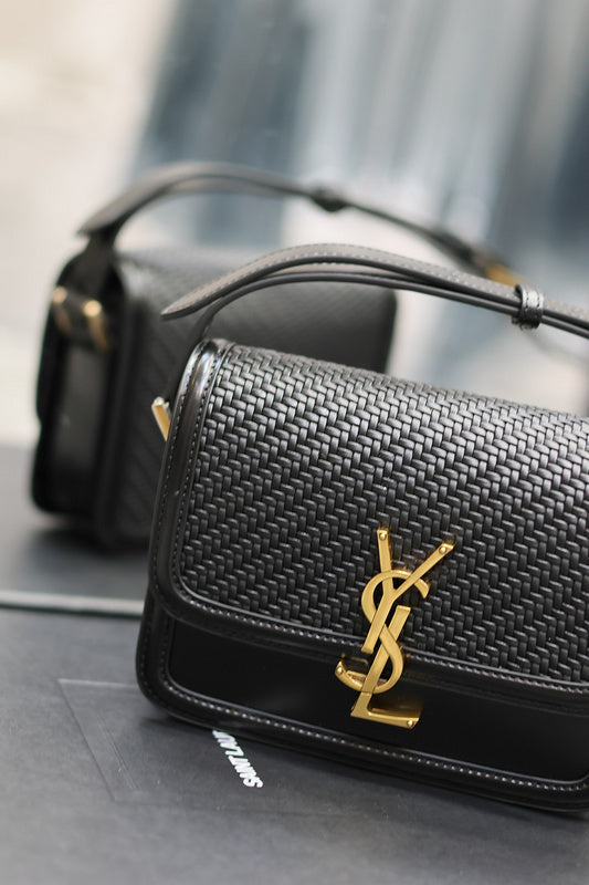 Amelia - YSL Bag - 1977