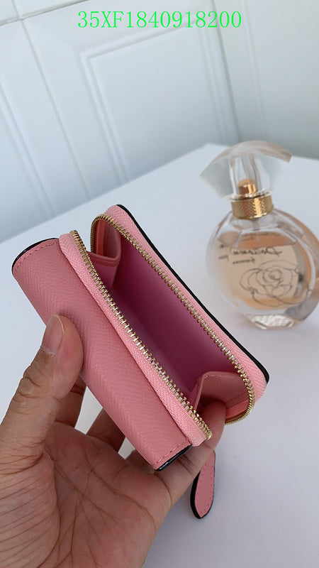 Amelia - CAH Wallet - 075