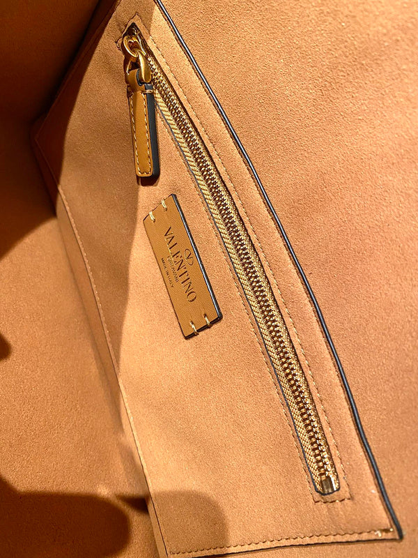 Amelia's Bag Gallery - VEL Bags - 305