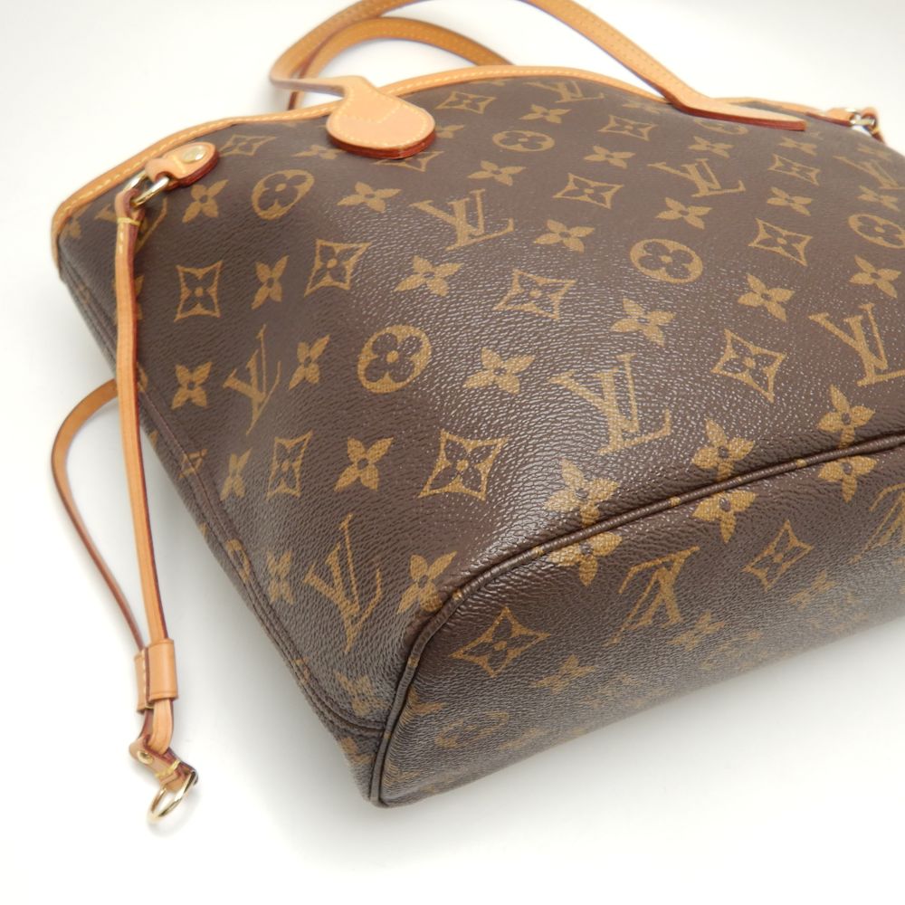 Louis Vuitton Monogram Neverfull PM Tote Bag