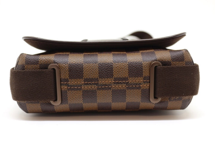 Louis Vuitton Brooklyn PM Shoulder Bag Damier