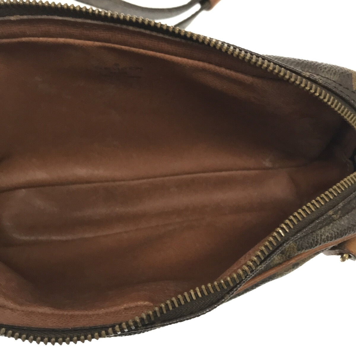 Louis Vuitton Pochette Marlie Bandouliere Shoulder Bag in Monogram Canvas
