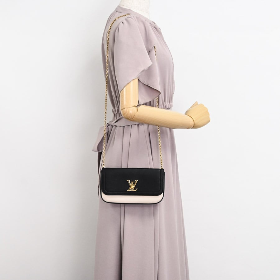 Louis Vuitton Pochette Lock Me Shoulder Bag Kataoshi Leather Black