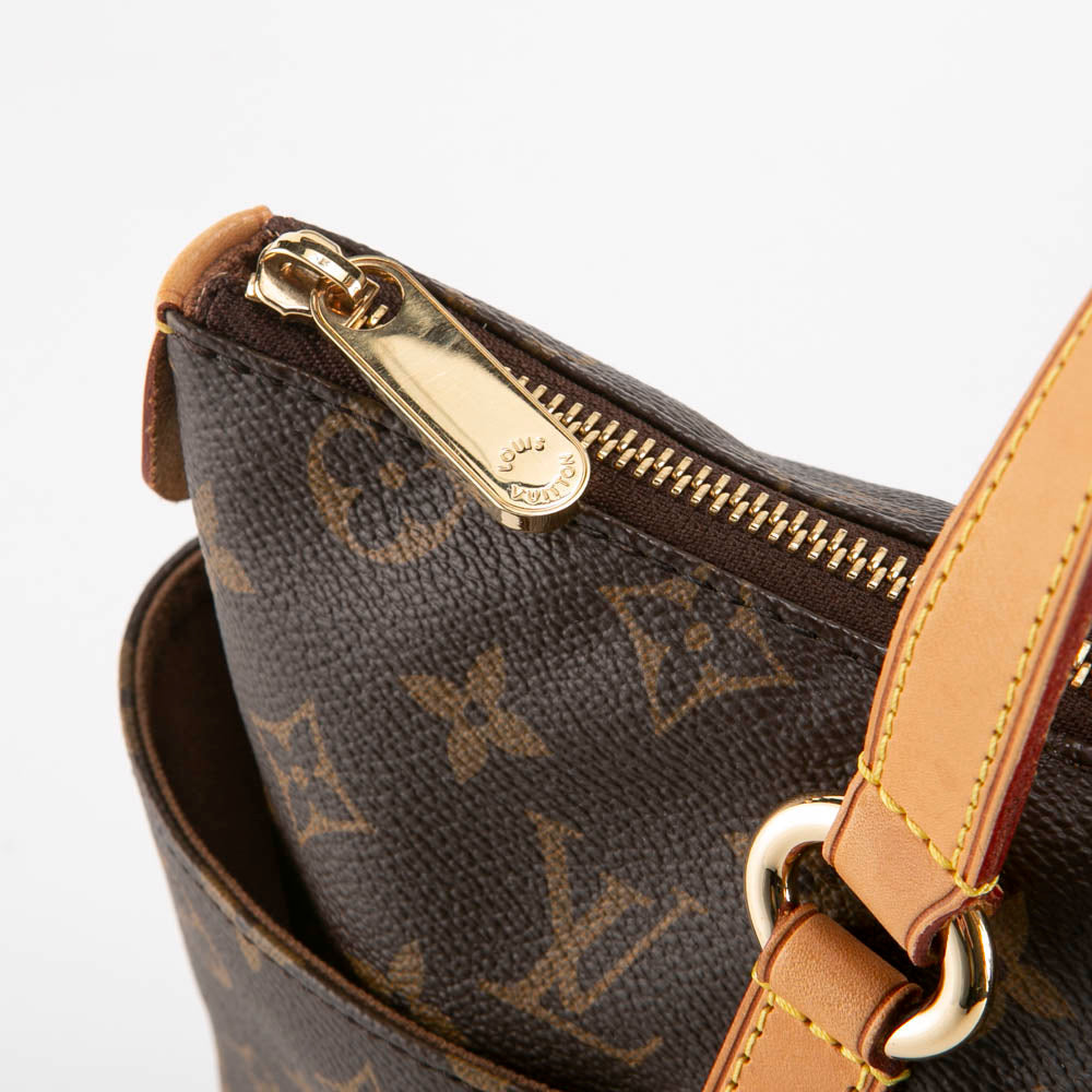 Louis Vuitton Hand Tote Bag Monogram Totally PM