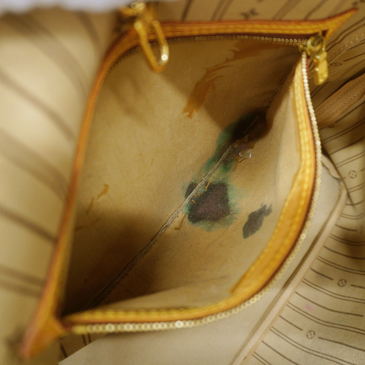 Louis Vuitton Tote Bag Monogram Neverfull MM