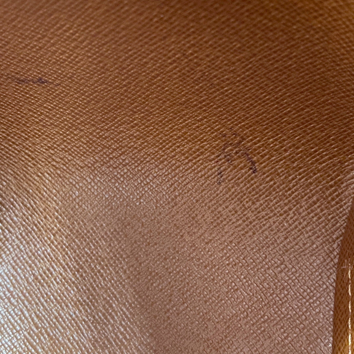 Louis Vuitton Cite MM Shoulder Bag Monogram Brown