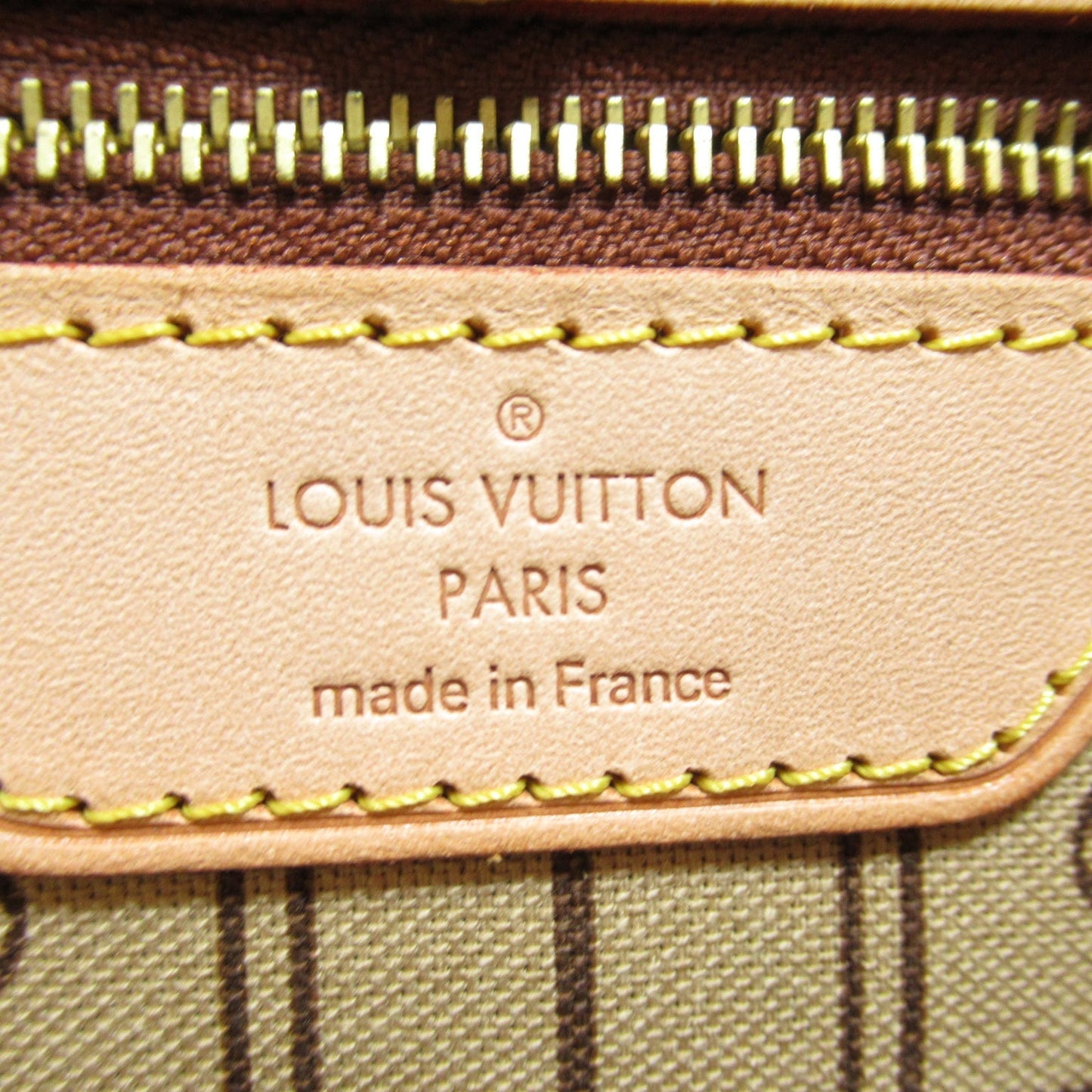Louis Vuitton Neverfull MM Tote Bag Coated Canvas Monogram