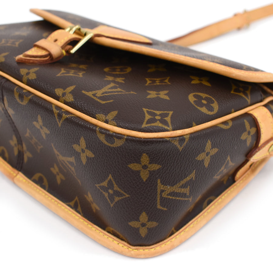 Louis Vuitton Sologne Crossbody Shoulder Bag Monogram