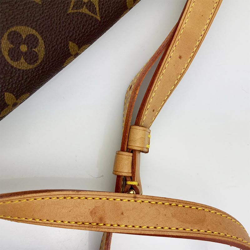 Louis Vuitton M tte Tango Short Monogram Shoulder Bag