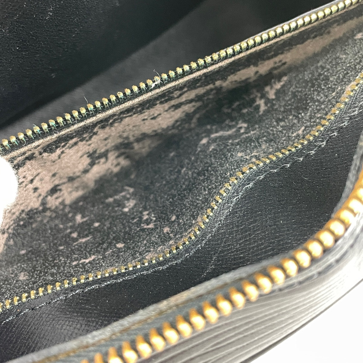 Louis Vuitton Gennefeille Shoulder Bag Epi Noir