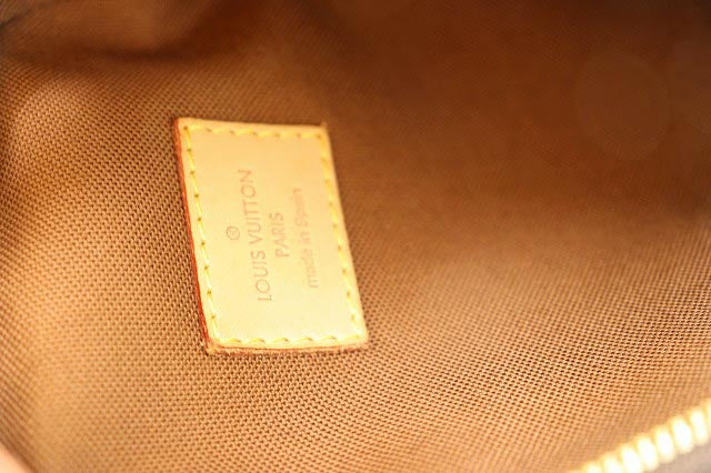 Louis Vuitton Monogram Pochette Body Bag Shoulder Bag