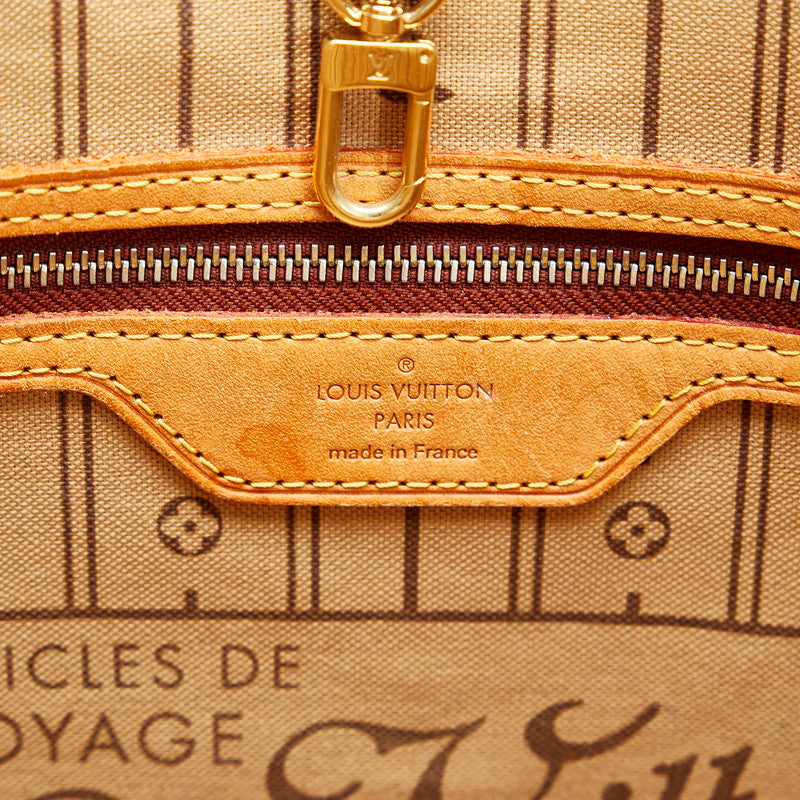 Louis Vuitton Monogram Neverfull MM Tote Bag