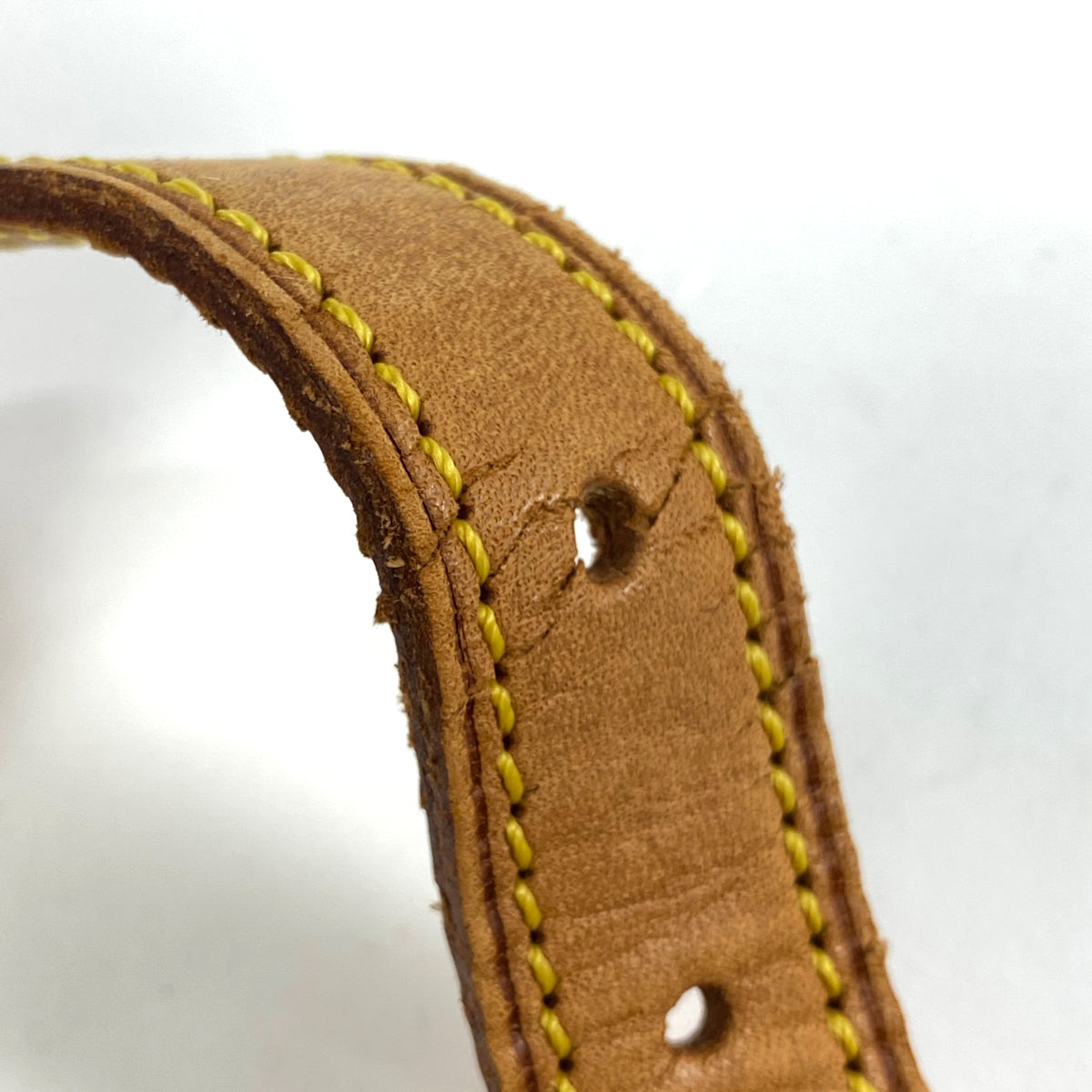 Louis Vuitton Saumur 30 Crossbody Shoulder Bag Monogram Brown