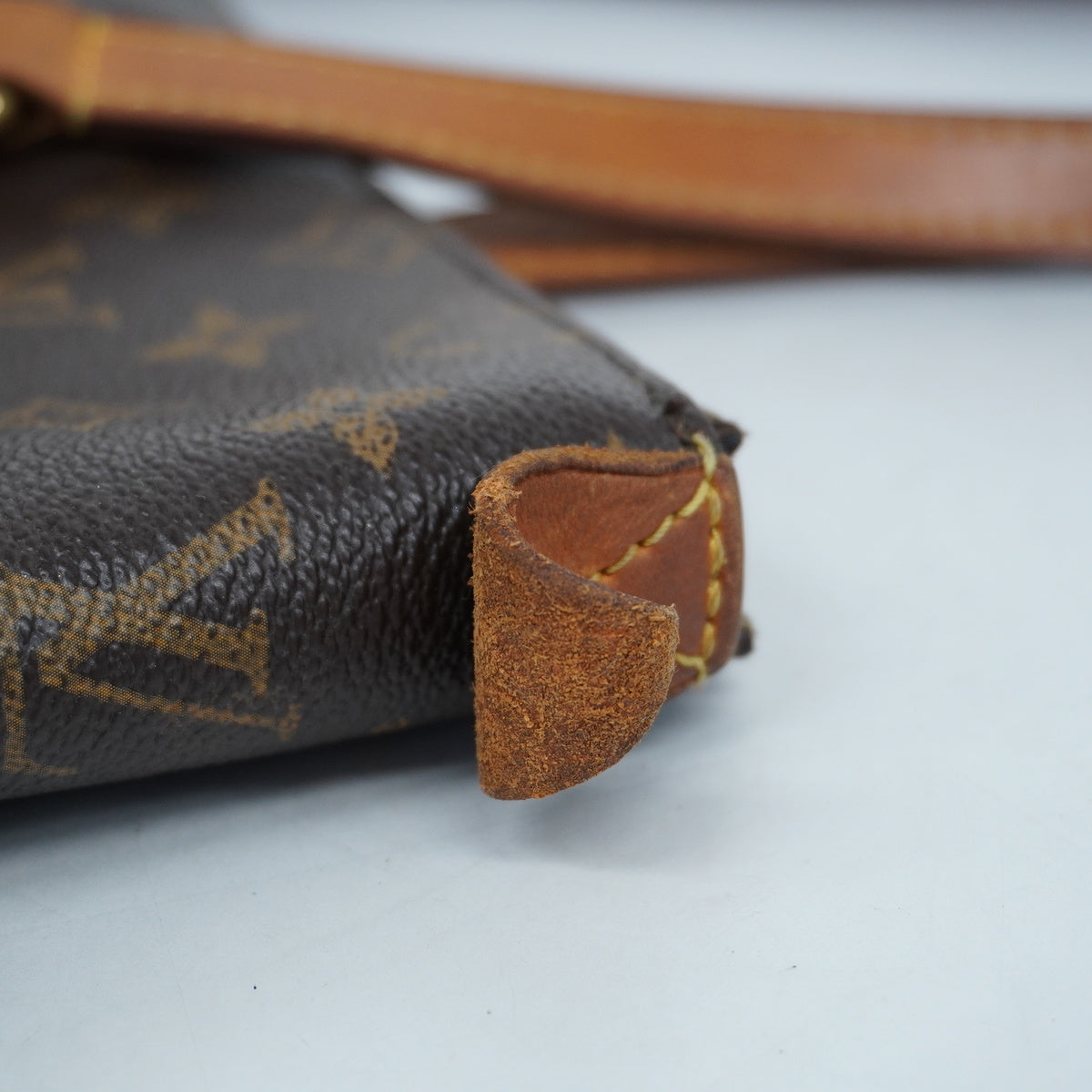 Louis Vuitton Tote Bag Monogram Totally MM