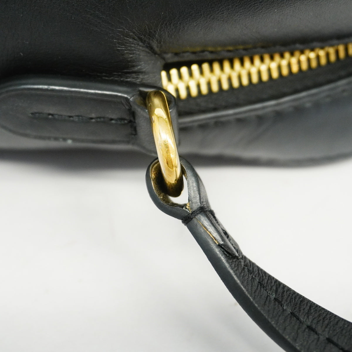 Louis Vuitton Shoulder Bag Monogram Saintonge