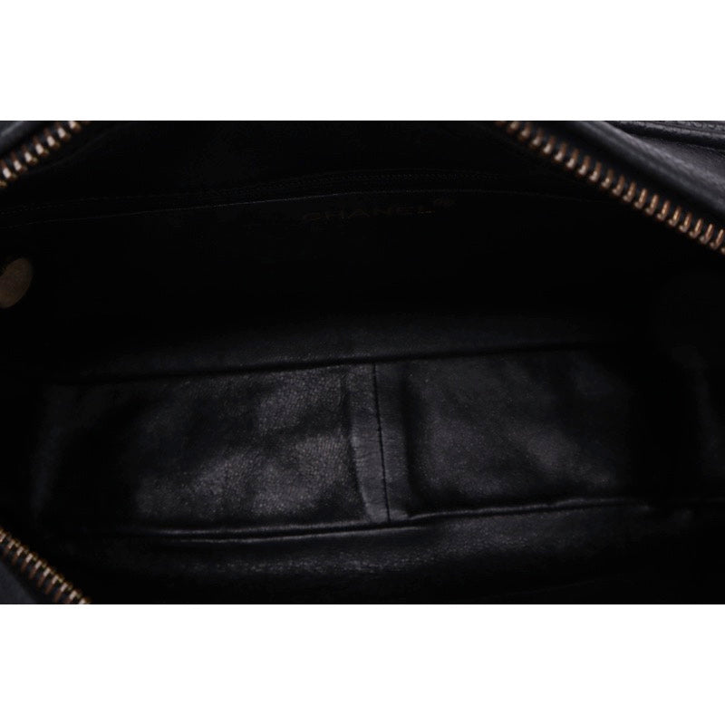 Chanel Matelasse Chain Gold Hardware Shoulder Bag Black