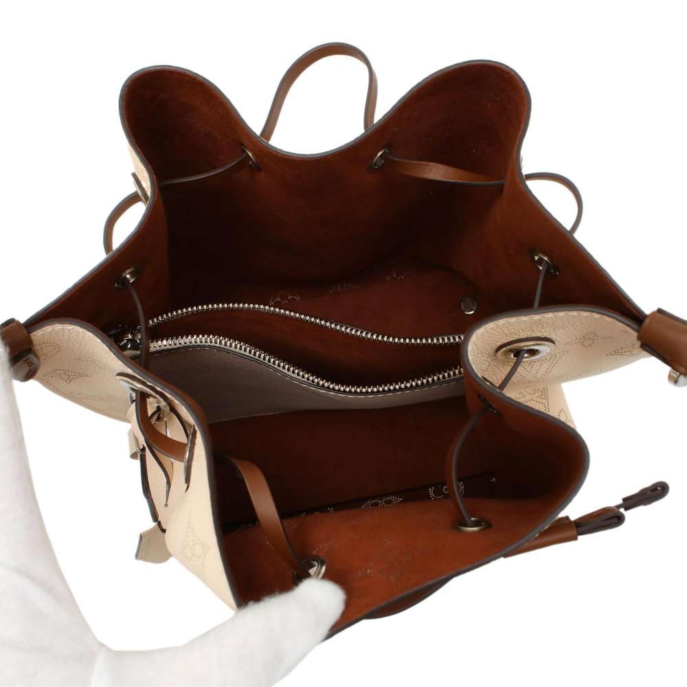 Louis Vuitton Girolata Shoulder Bag Mahina Leather