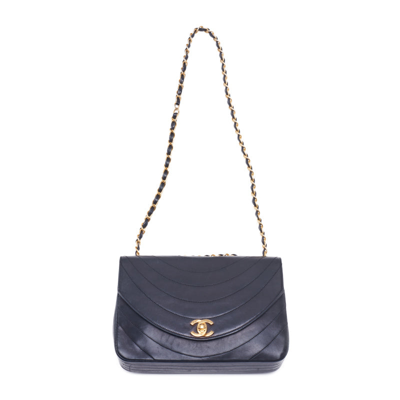 Chanel Border Stitch Round Flap Turn Lock Chain Lambskin Black