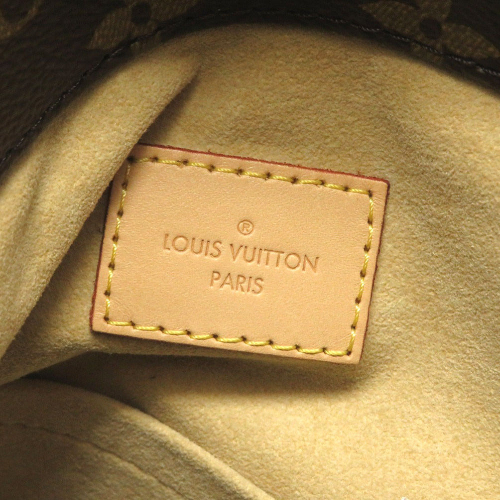 Louis Vuitton Monogram Artsy MM Shoulder bag Brown
