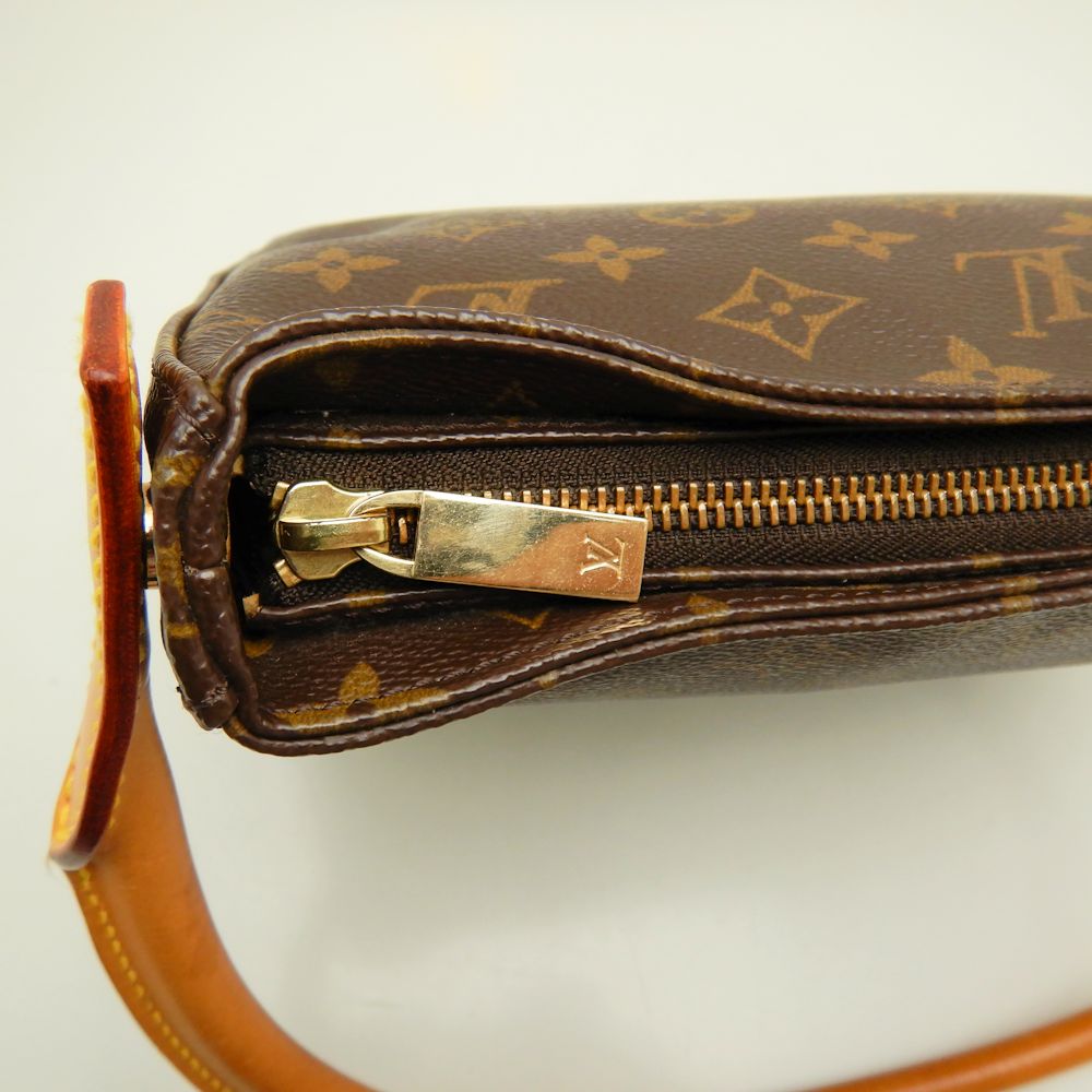 Louis Vuitton Monogram Looping MM Brown  Shoulder Bag