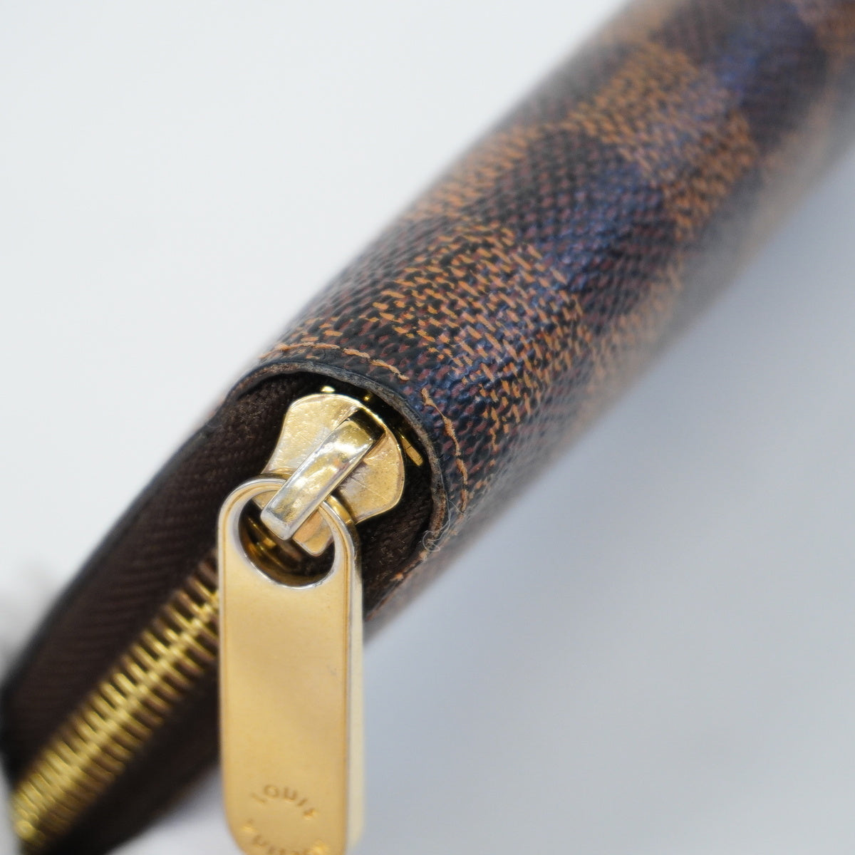 Louis Vuitton Long Wallet Damier Zippy Wallet