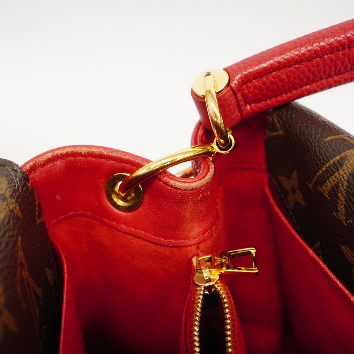 Louis Vuitton Monogram Double V Ruby Shoulder Bag