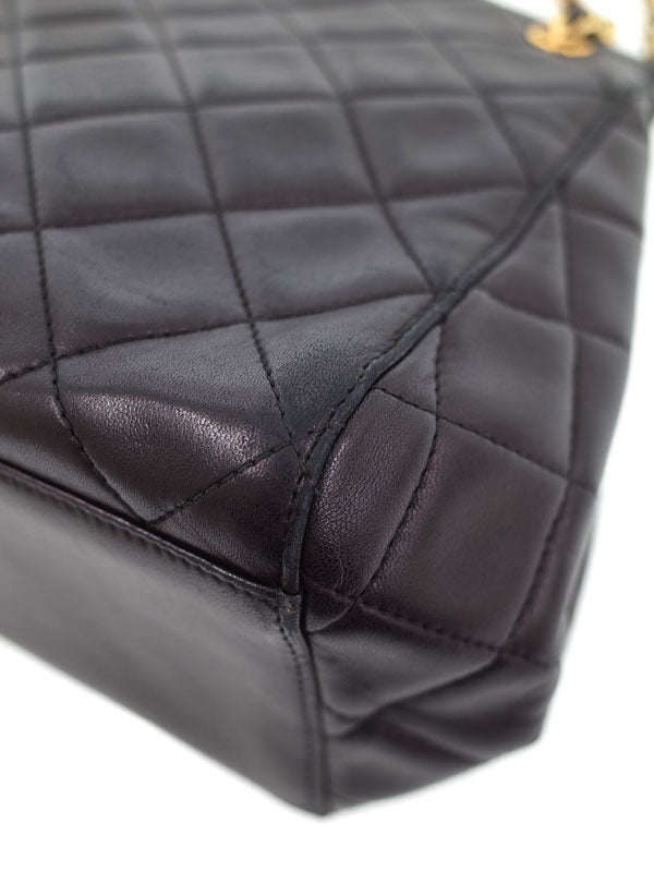 Chanel Matelasse Chain Shoulder Bag Black