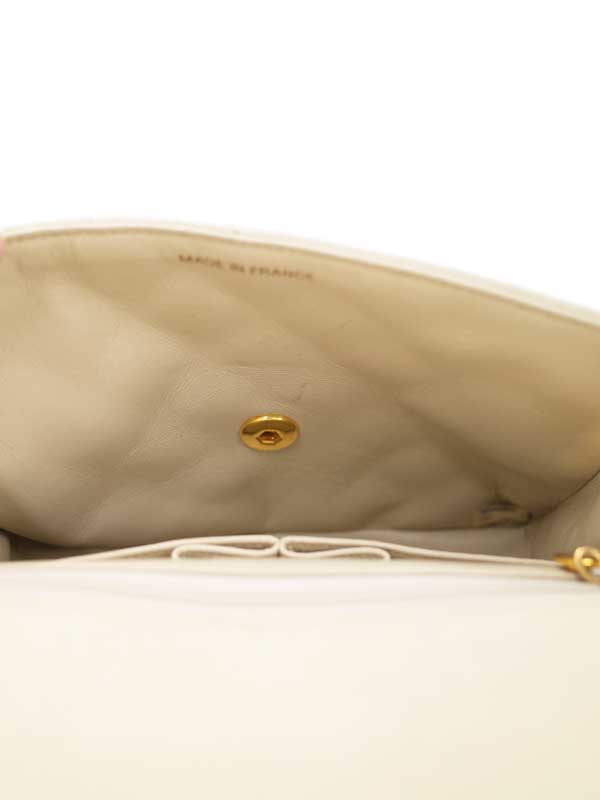 Chanel Matelasse Chain Shoulder Bag Beige