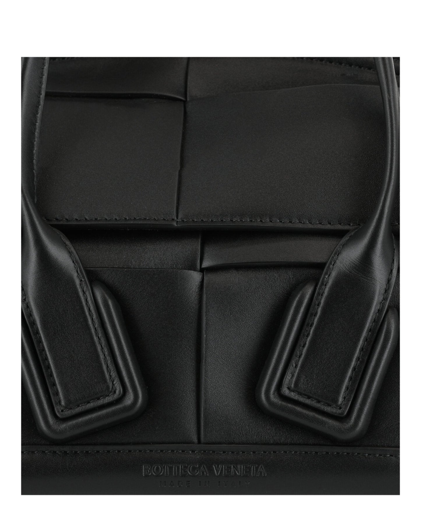 B V  - Womens Arco 33 Mini Grainy Leather Top-Handle Bag