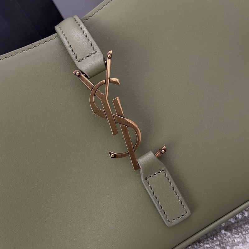 Amelia - YSL Bag - 3803