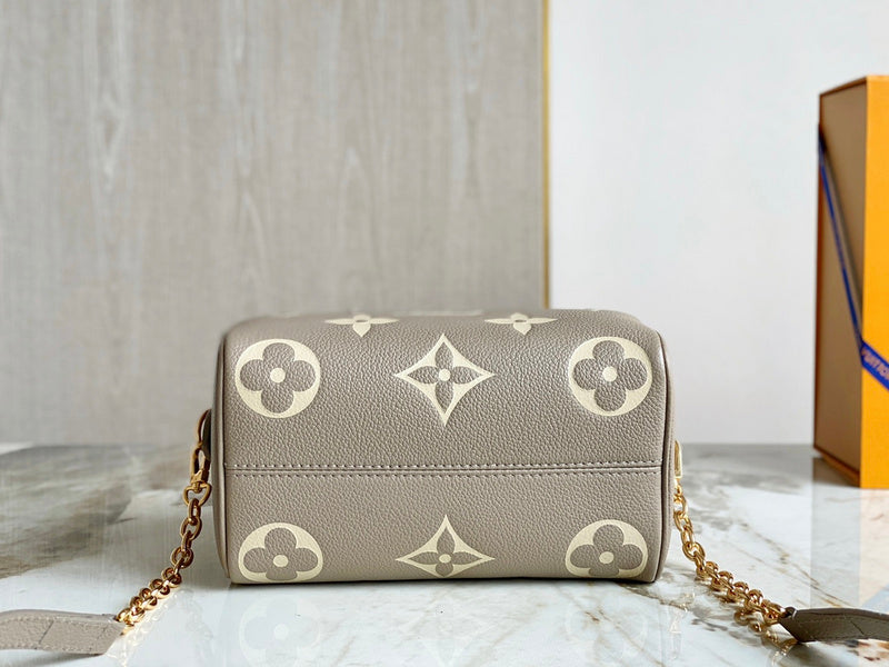 Amelia's Bag Gallery - LOV Bags - 726