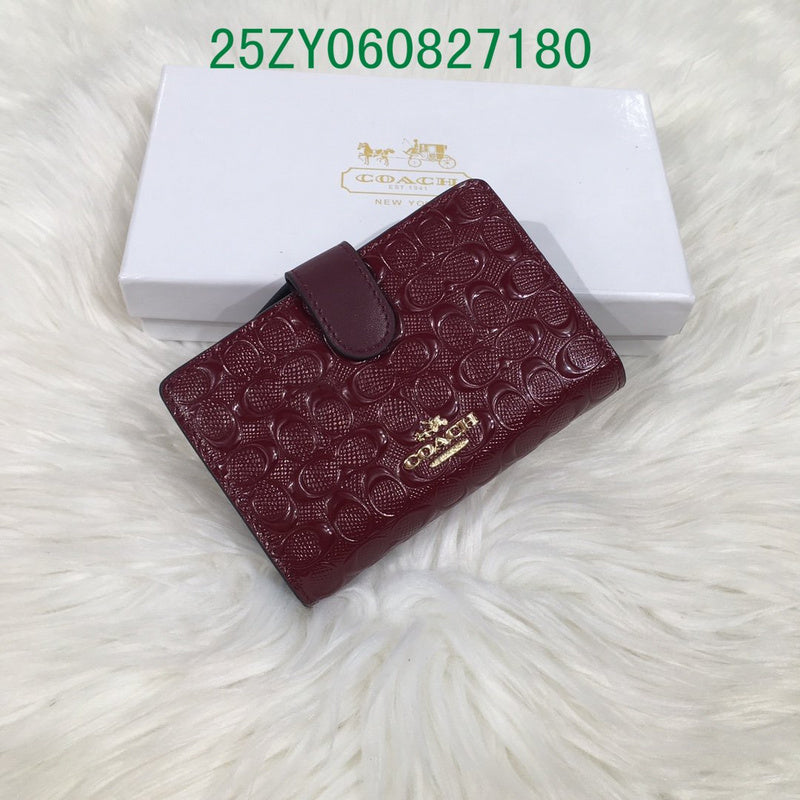 Amelia - CAH Wallet - 160