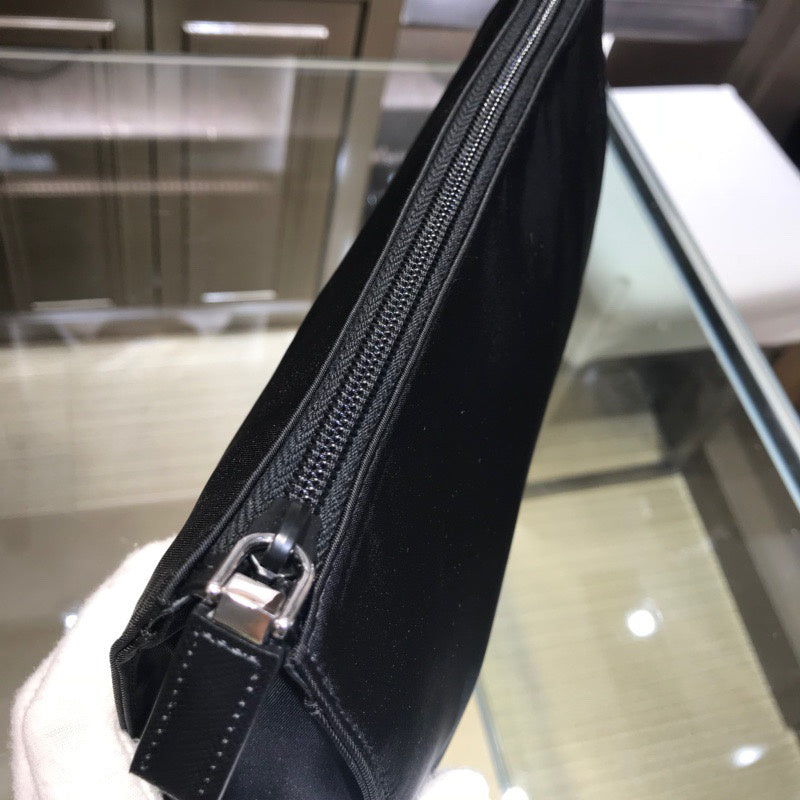 Amelia - PD Wallets - 002