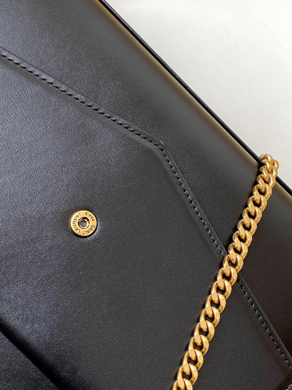 Amelia - YSL Bag - 3609