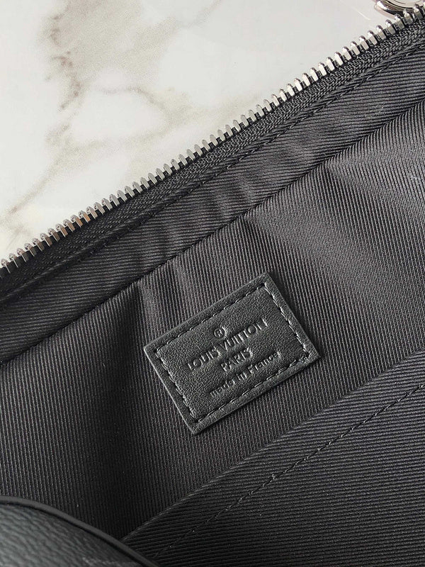 Fan Fashion Lu-Vi bags - 17731