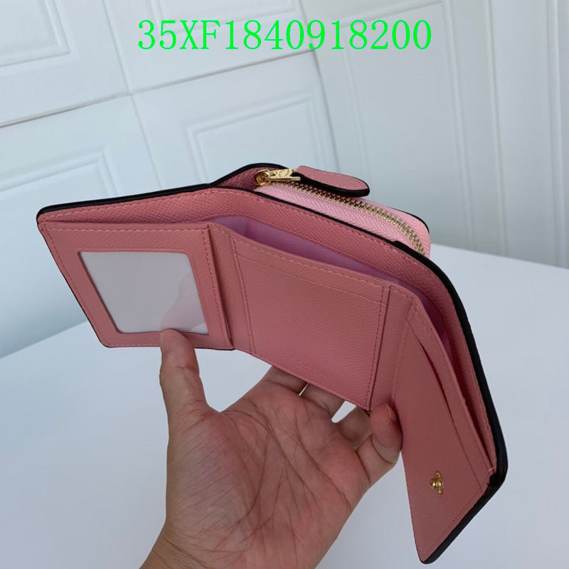 Amelia - CAH Wallet - 075