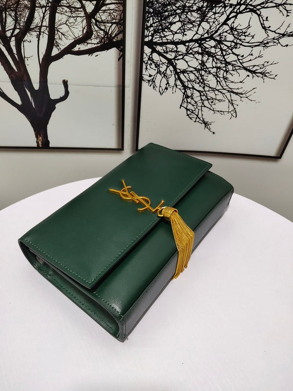 Amelia - YSL Bag - 3550