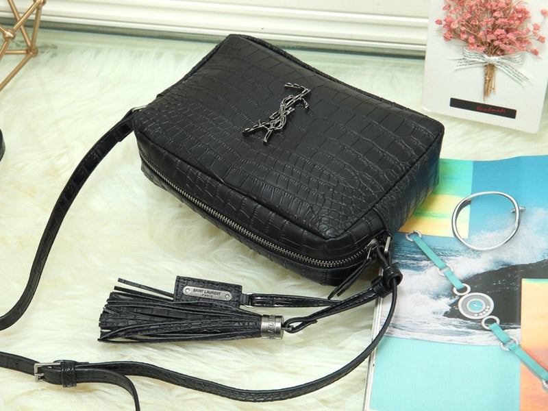 Amelia - YSL Bag - 3556