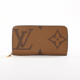 Louis Vuitton  Monogram Giant Zippy Long Wallet