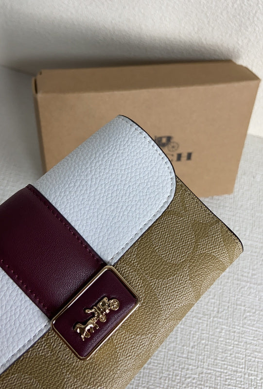 Amelia-i CAH Bags - 008